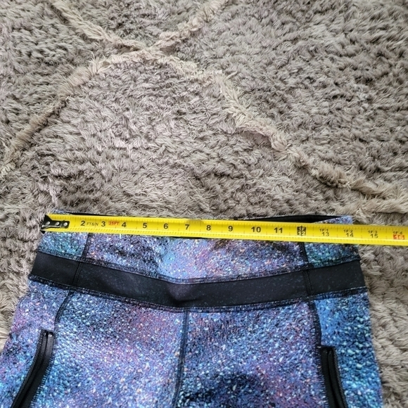 Lululemon Inspire Tight II 8 - Picture 5 of 14